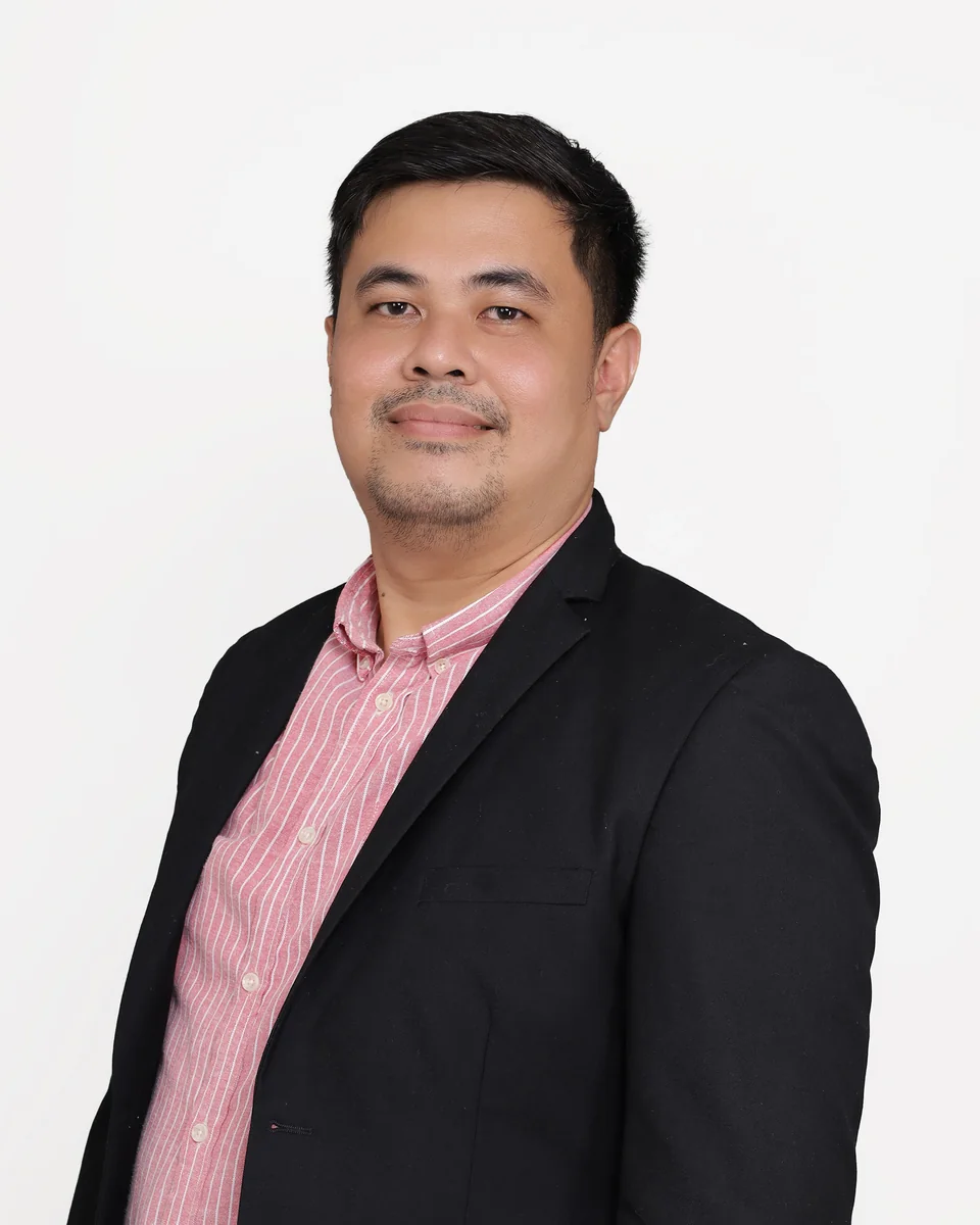 Portrait of Dr. Mharfe M. Micaroz